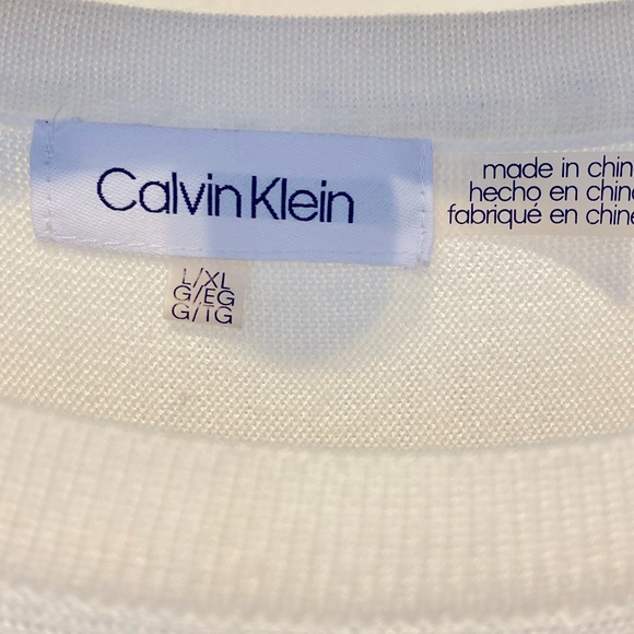 Calvin Klein Poncho, Size XL - Picture 3 of 3